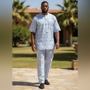 Blue Lace Men’s kaftan

G4 0226

REASONABLE OFFERS ACCEPTED